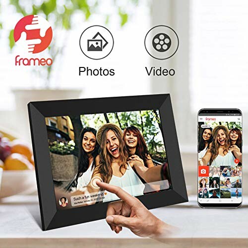 Digital photo frame displaying a group photo with a smartphone interface.